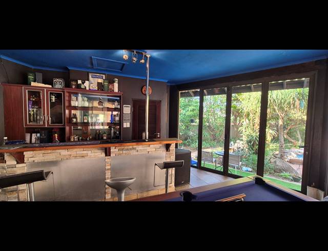 5 BEDROOM HOUSE FOR SALE IN IZINGA RIDGE